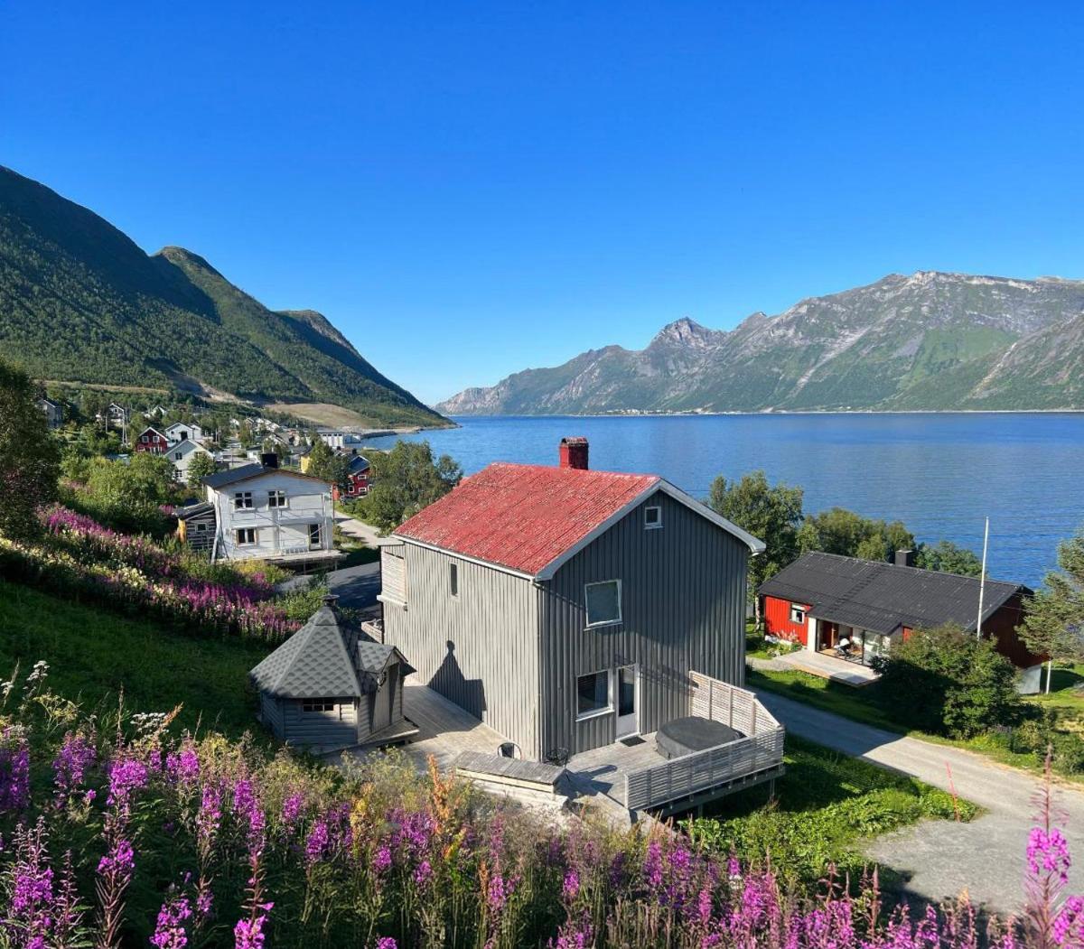 Vacation Home In Fjordgard With Views Of Segla And The Fjord Екстериор снимка